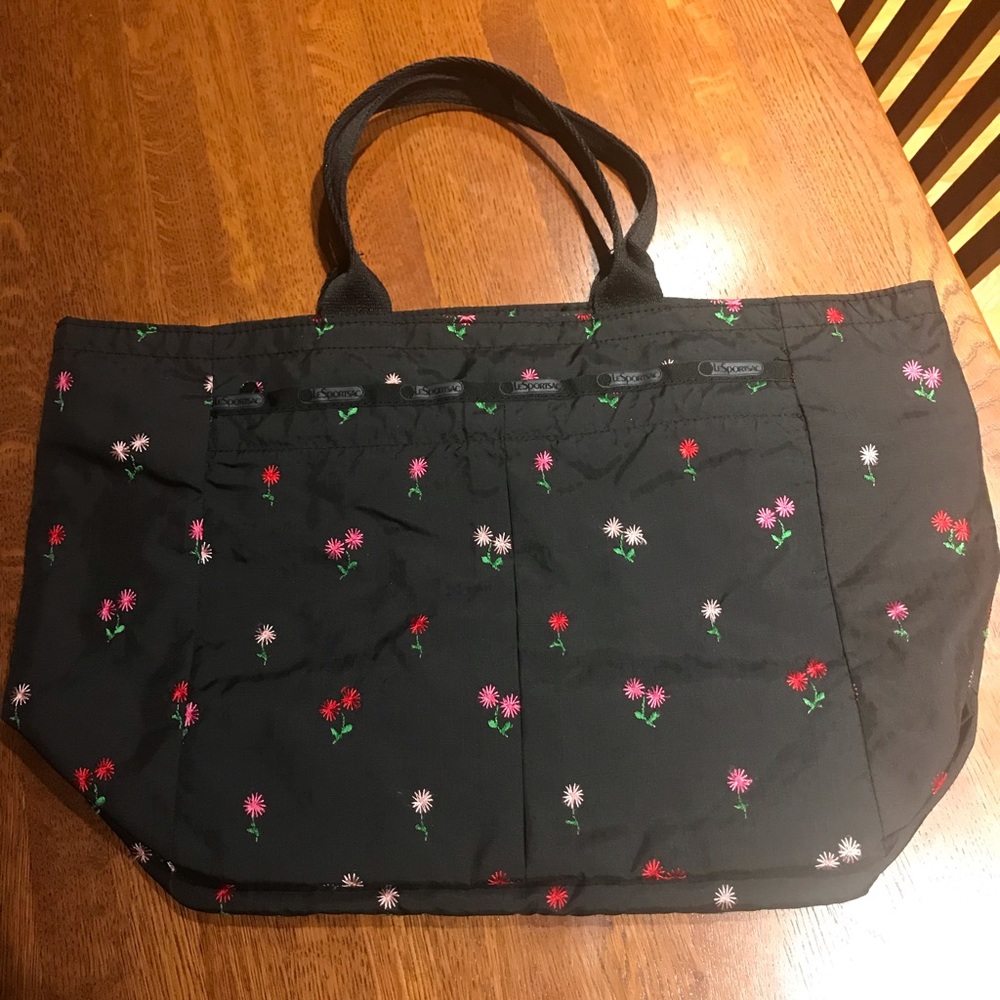 NWOT Le SportSac Medium Tote Bag Rose Print
